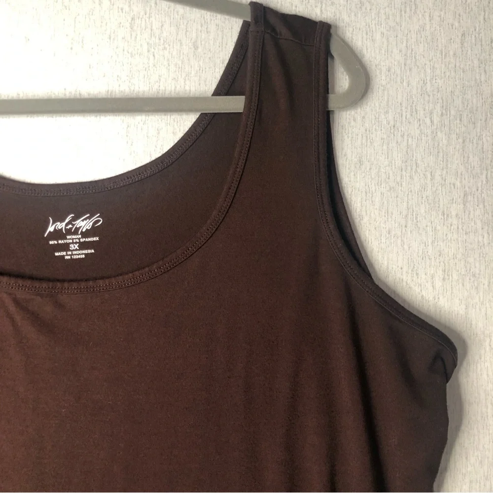 Lord Taylor Womens Tank Top Plus Size 3X LOT OF 2 Navy Blue Print & Brown Solid - Picture 9 of 13